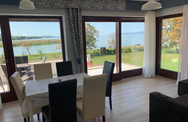 Balatonboglár - Golden Bridge Apartments