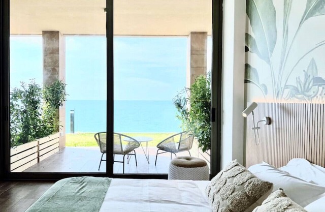 Banana Leaf: Beachfront Exotic Room in Batroun