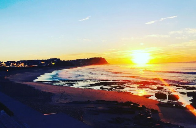 Bar Beach Haven - beach getaway Newcastle