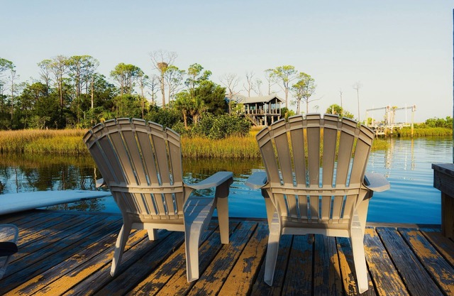 Bay Front!!! Tropical Hidden Oasis!privacy with DOCK MultipleDecks!Great sunsets