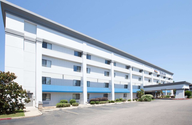 Baymont by Wyndham Texarkana