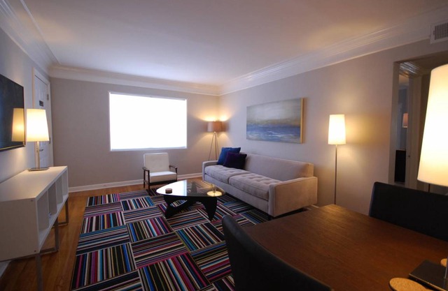 (BCC1b) Relocating to Atlanta? We Offer Stress Free and Flexible Stays.