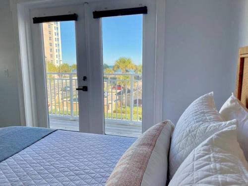 Be A Nomad - Oceanview villa 100yds to ocean
