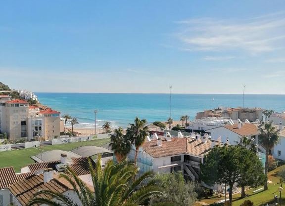 The Beach Aiguadolç 
