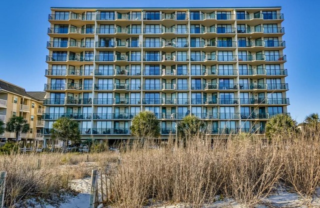 Beach Club II 6C - Beautiful oceanfront condo with a recliner and hot tub