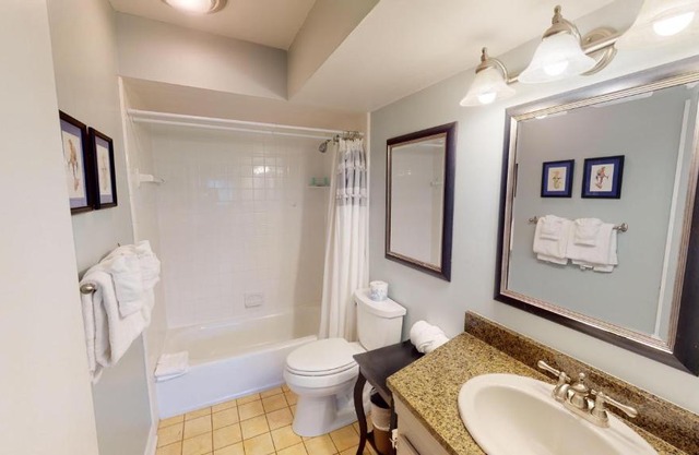 Beach Lover's Haven 2BR Villa at Heron Marsh