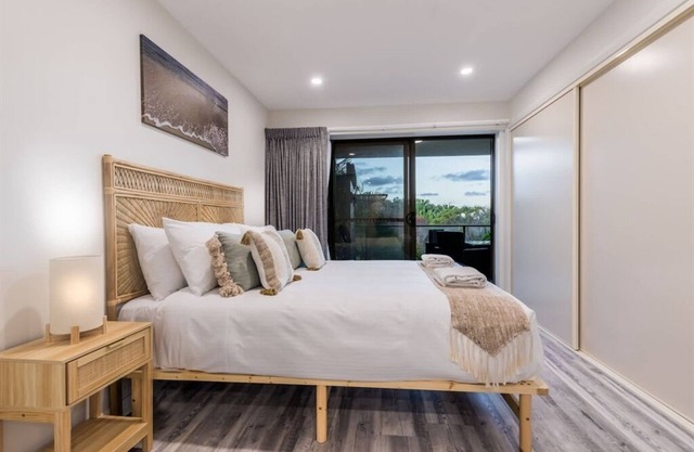 Beachfront Bliss at Malo - Stylish 3-Bed Apartment with Pool, Terrace, and Easy Access to 1770