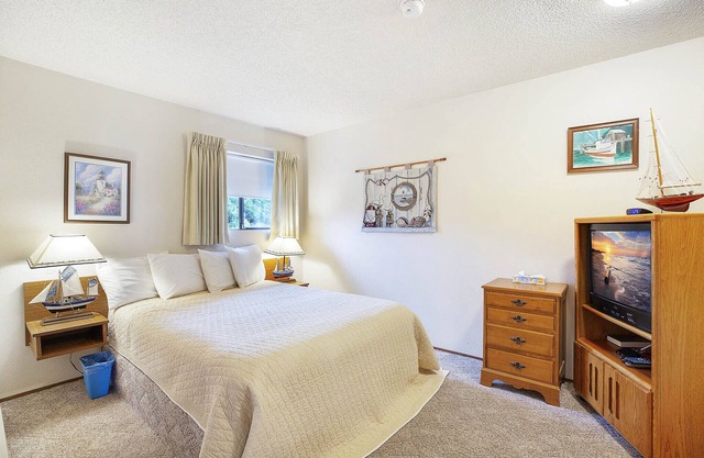 Beachfront Condo on the Moclips River