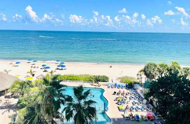 Beachfront Escape Pool Stunning Beach Views