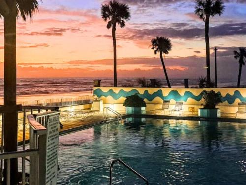 Beachin' at The Fountain Resort