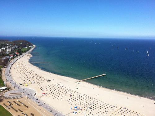 Beachside 2-Zimmer-Wohnung mit Meerblick