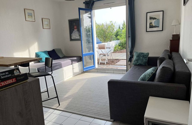 Beachside Studio with Garden, BBQ, and Near Cycling Path