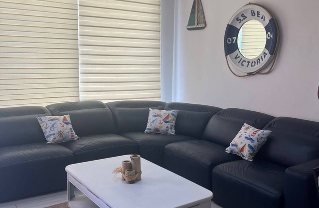 Beautiful and quiet villa, very central and safe in front of the common area.
