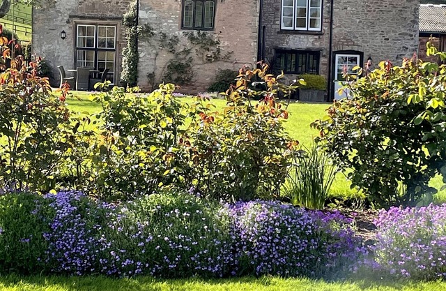Beautiful 16th Century Elizabethan Manor House with far reaching coastal views.