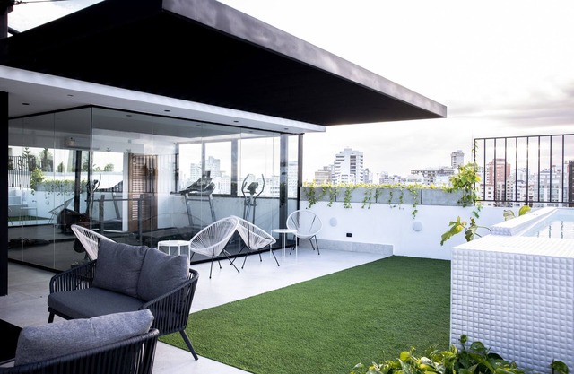 Beautiful 2BR City Center - Renty