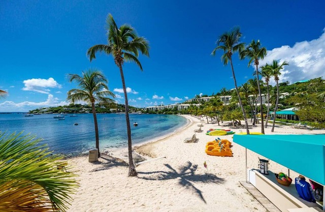 Beautiful 2BR condo! at the Elysian- Cowpet Beach!