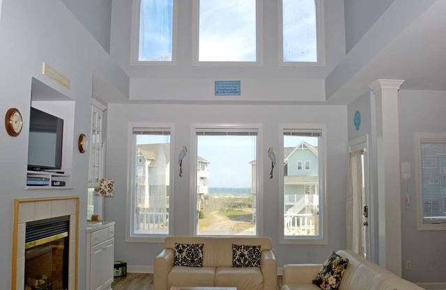 Beautiful 3 BR Ocean View Home; Community Pool & Tennis Courts - Patient Tide