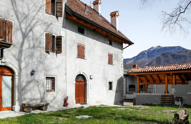 Beautiful apartment for 2 guests with WIFI, TV and patio