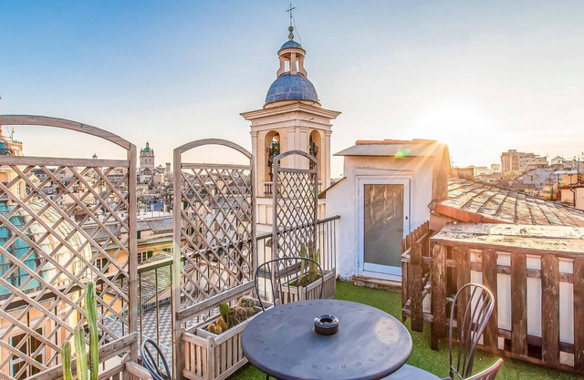 Beautiful Apartment in Genova With Wifi and 4 Bedrooms