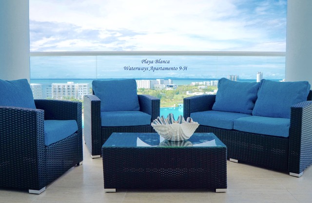 Beautiful beach apartment with beautiful views