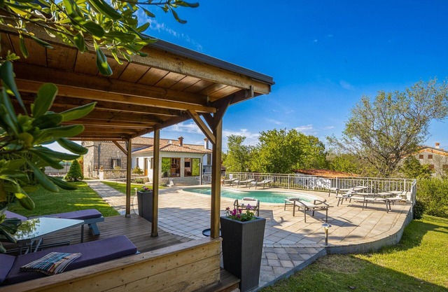 Beautiful home in Nedescina with WiFi