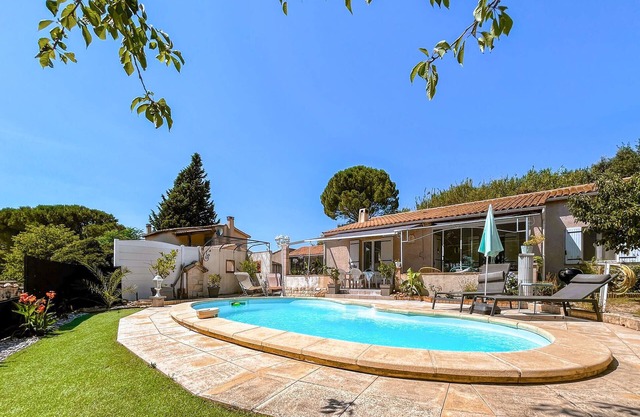 Beautiful home in Tavel