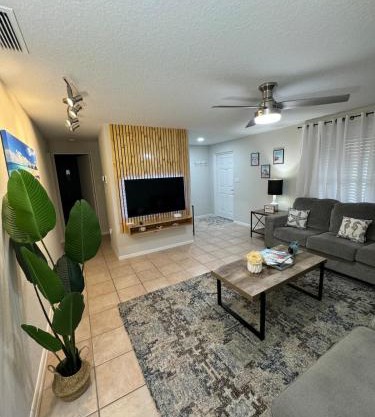 Beautiful house with jacuzzi near AnnaMariaIsland