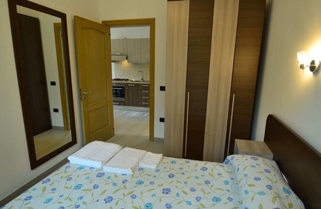 Beautiful Mansion in Torricella with Swimming Pool