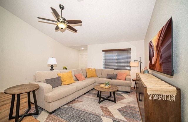 Beautiful Newly Remodeled Single Story 2Bdr 2Bath