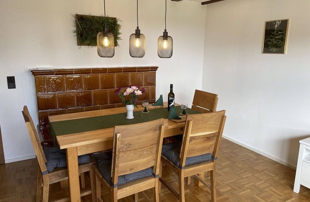 Beautiful private villa for 5 guests with WIFI, TV and patio