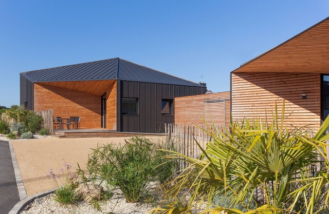 Beautiful sea views! Quality architect-designed accommodation 100 m from the beach