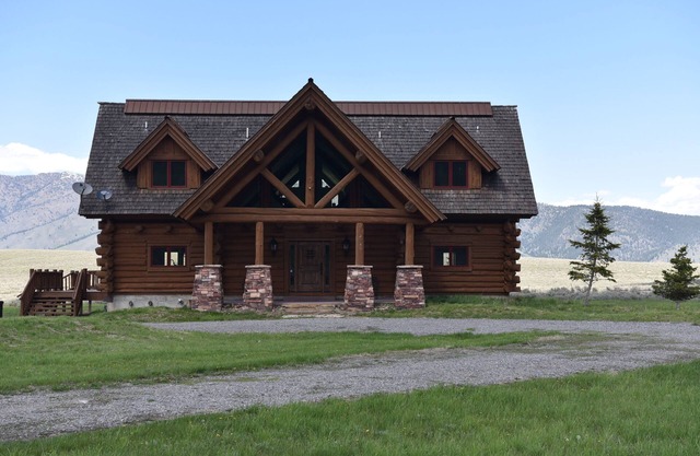BEAUTIFUL, SLEEPS 20