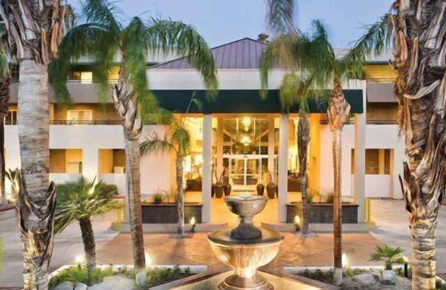 Palm Canyon Resort 
