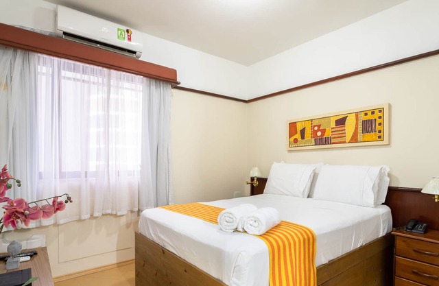 * * Best location in São Paulo, 2 blocks from Av. Paulista - Gardens **