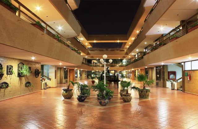 Best Western Plus Plaza Florida & Tower