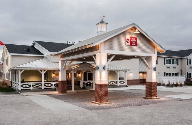Best Western Plus University Park Inn & Suites