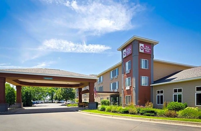 Best Western Plus Coldwater Hotel