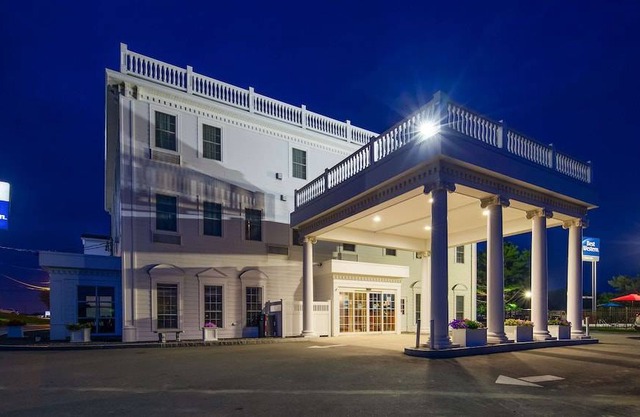 Best Western White House Inn