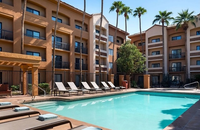 Better Choice For Your Vacation! Pet-Friendly, Short Drive to Copper Square