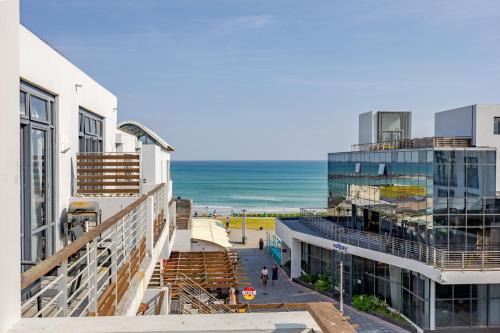 Big Bay Beach Loft- 1 bedroom