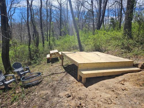 Black Oak Campsite at Hocking Vacations Campsites - Tent not Included