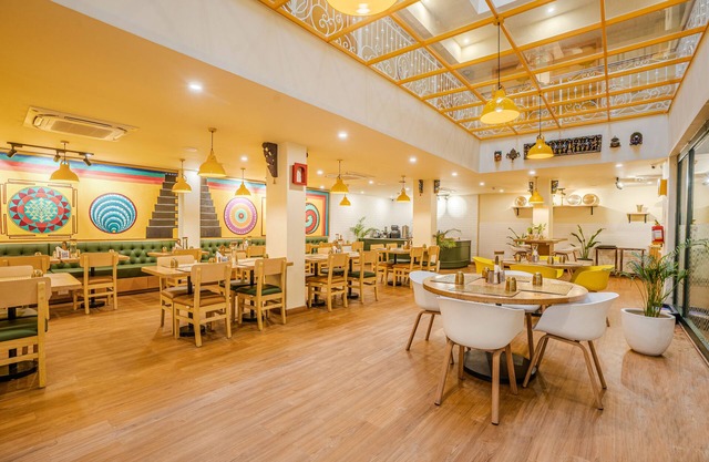 Bloom Hotel - Medicity Gurugram, Near Medanta Hospital