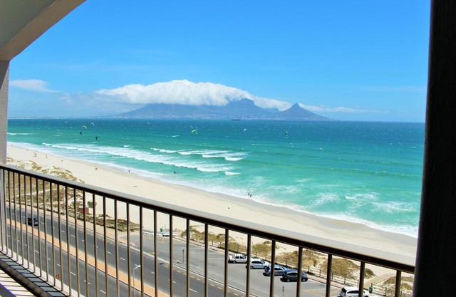 Blouberg Beachfront Apartment
