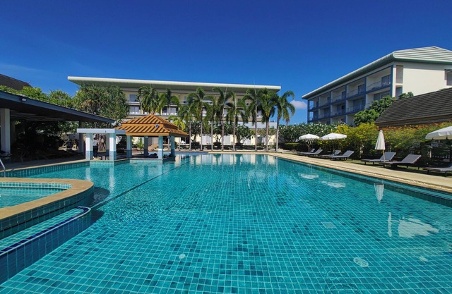 Blue Beach Grand Resort and Spa