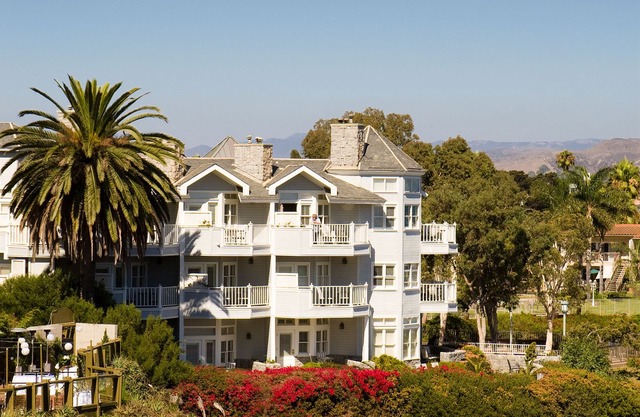 Blue Lantern Inn, A Four Sisters Inn