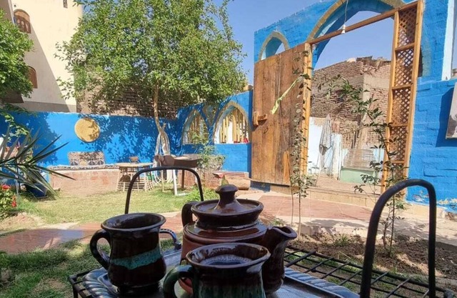 Blue Palace Garden