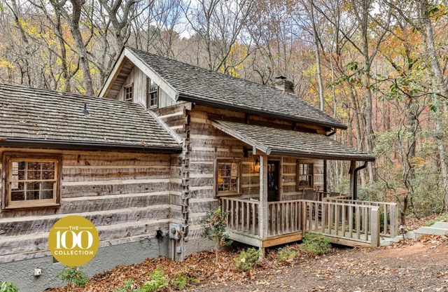 Bluebird Day - Romantic Creekside Cabin in Big Canoe- Modern Amenities, Fire Pit, Creek Views, Hiking Trails - Big Canoe, GA