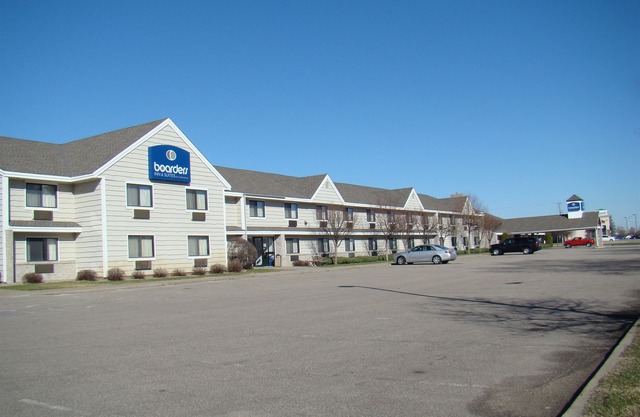 Boarders Inn 