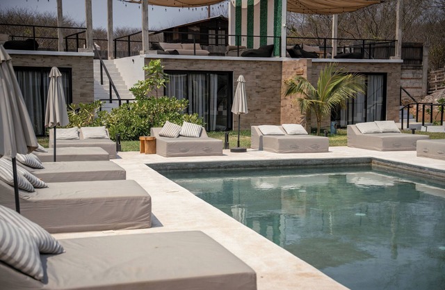 Bora Boutique - Adults Only