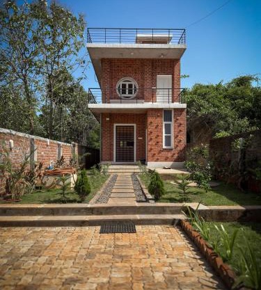 Brick and Bare Homestay